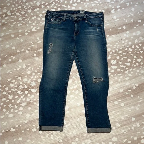 AG Adriano Goldschmied Cropped Rolled Ankle Jeans with Vintage Wash & Distressed - Picture 1 of 7